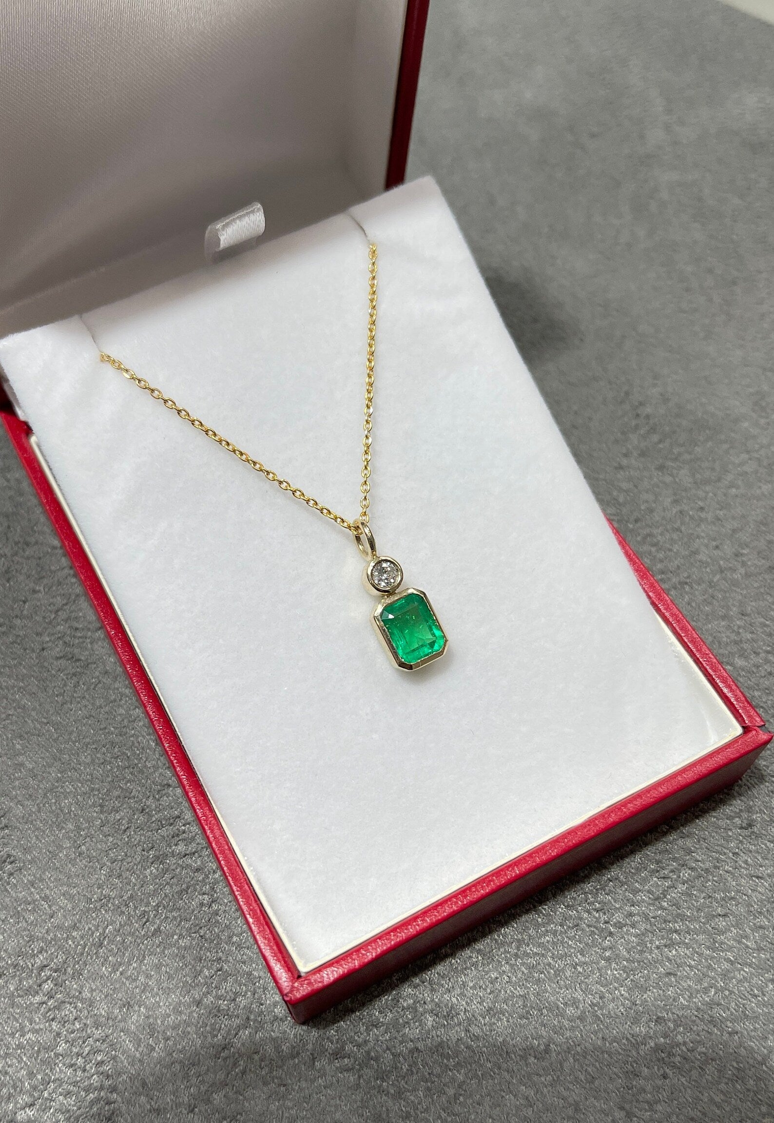 1.58tcw Zambian Natural Emerald & Brilliant Round Diamond Bezel Pendant 14K Gold