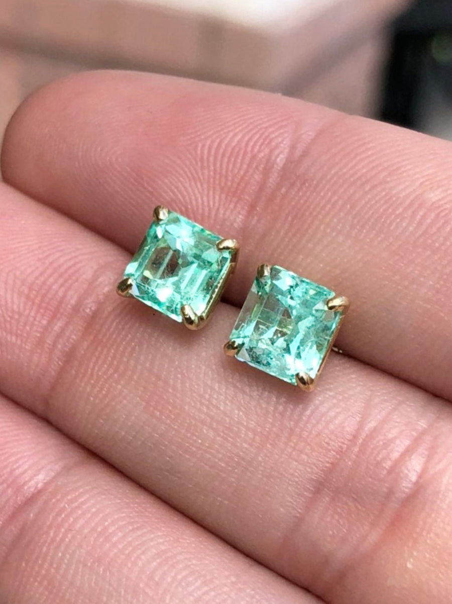 Colombian Brilliant Sea Green 3.0tcw Emerald Solitaire Stud Earrings 18K Gold Gifts