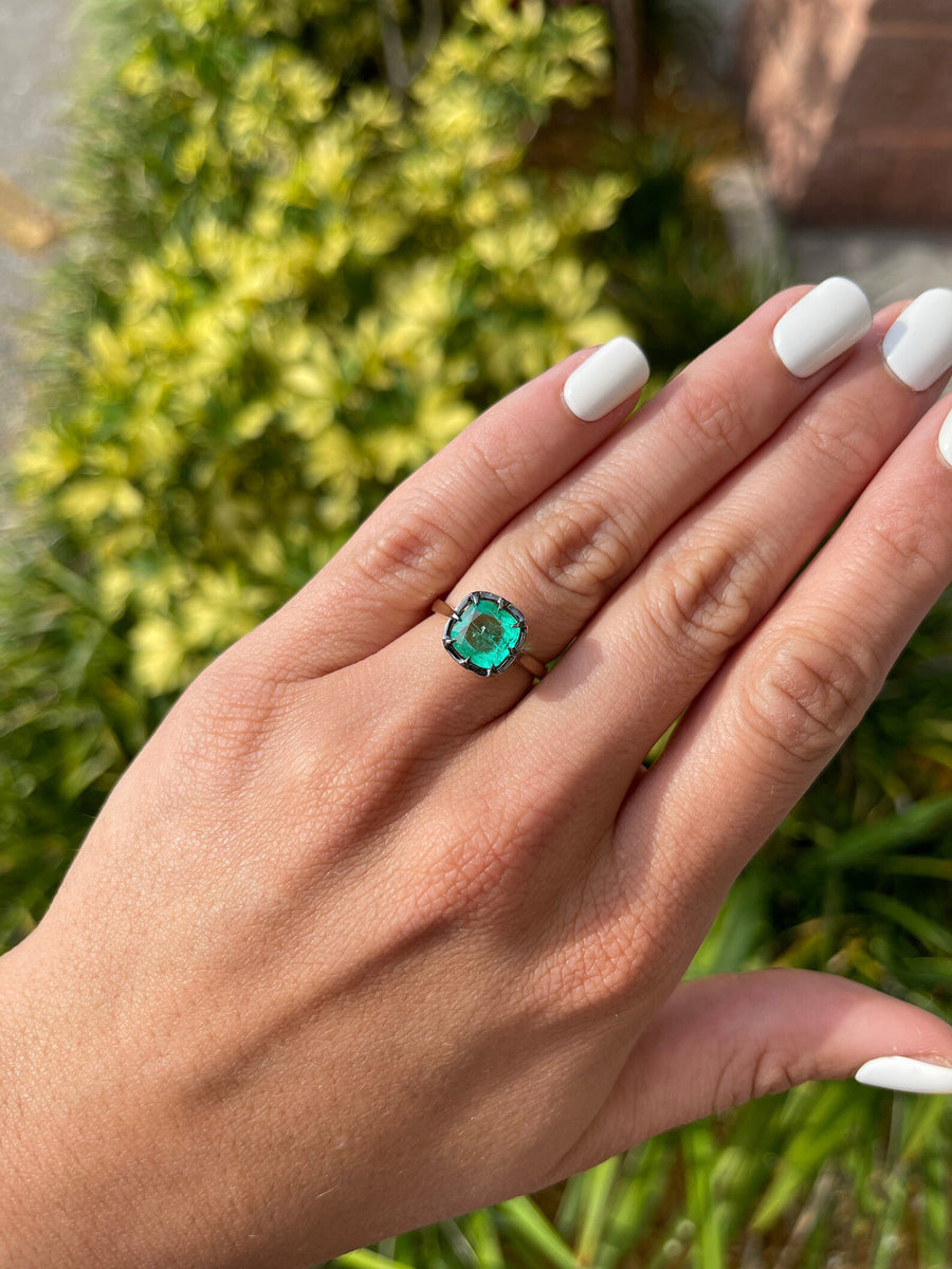 Vintage-Inspired 14K Solitaire Multi-Prong Ring with 3.0 carat Colombian Emerald