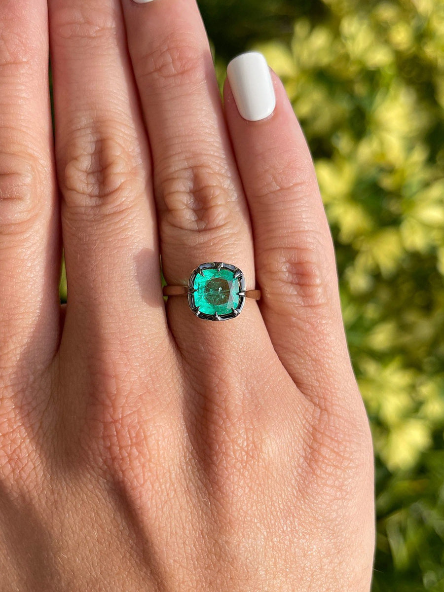 Vintage-Inspired 14K Solitaire Ring with 3.0ct Colombian Emerald