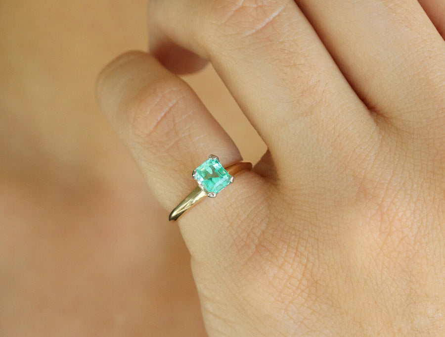 Daily 0.90 Carat Petite Transparent Clarity Asscher Emerald Solitaire Ring 14K