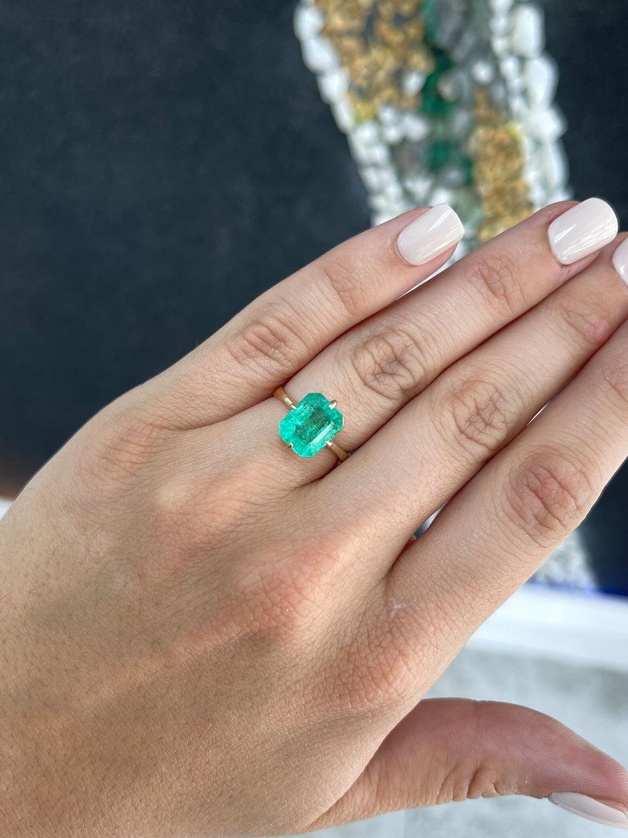 14K Gold Engagement Ring with a 3.81 Carat Colombian Emerald Solitaire Gem