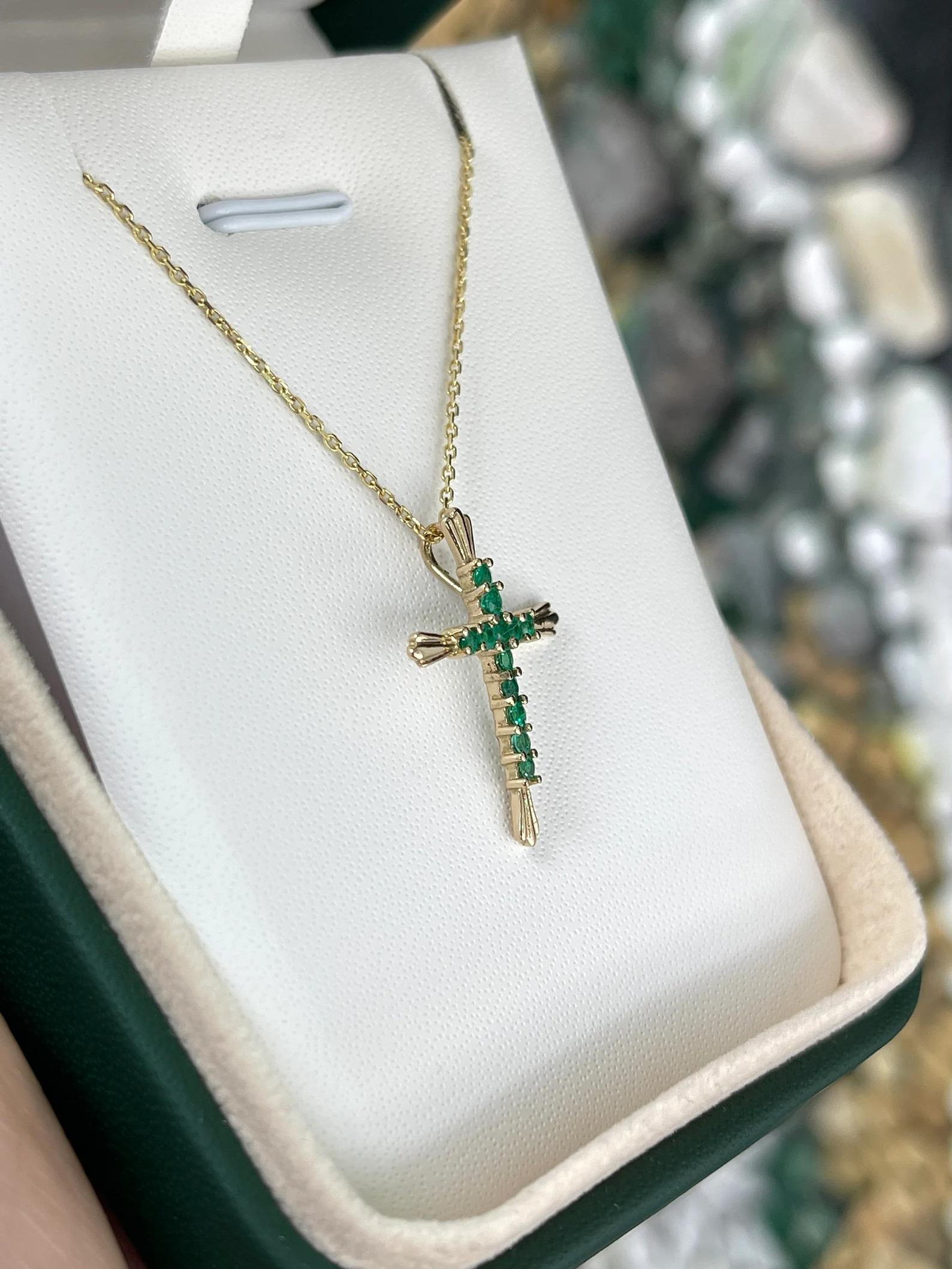 0.95tcw Colombian Emerald Rich Green Round Cut Prong Cross Pendant 18K