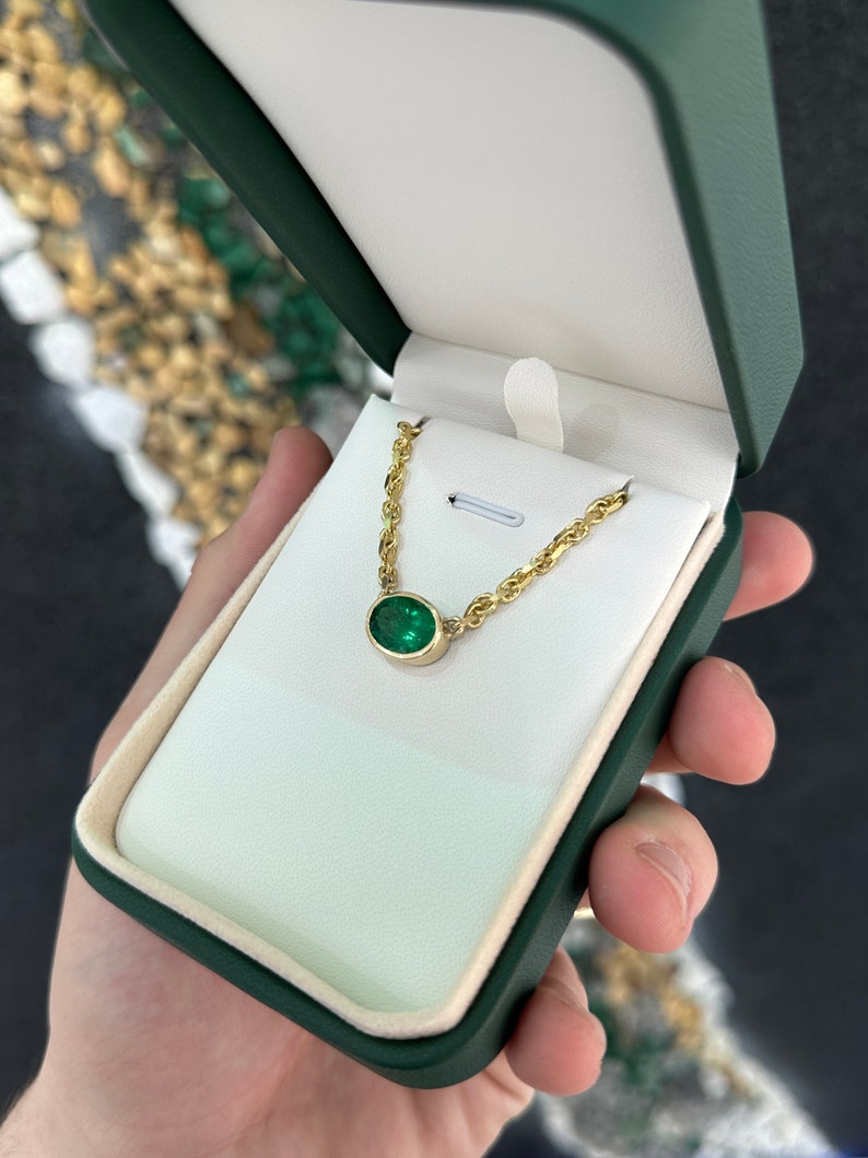 3.75ct 14K Gold Natural Rich Dark Green Oval Cut Emerald 3.0mm Anchor Chain Necklace