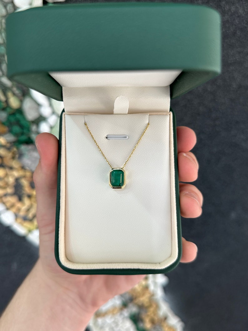 2.50ct 14K Gold Dark Green Emerald Cut Bezel Set MultiFunctional Pendant Necklace - JR Colombian Emeralds