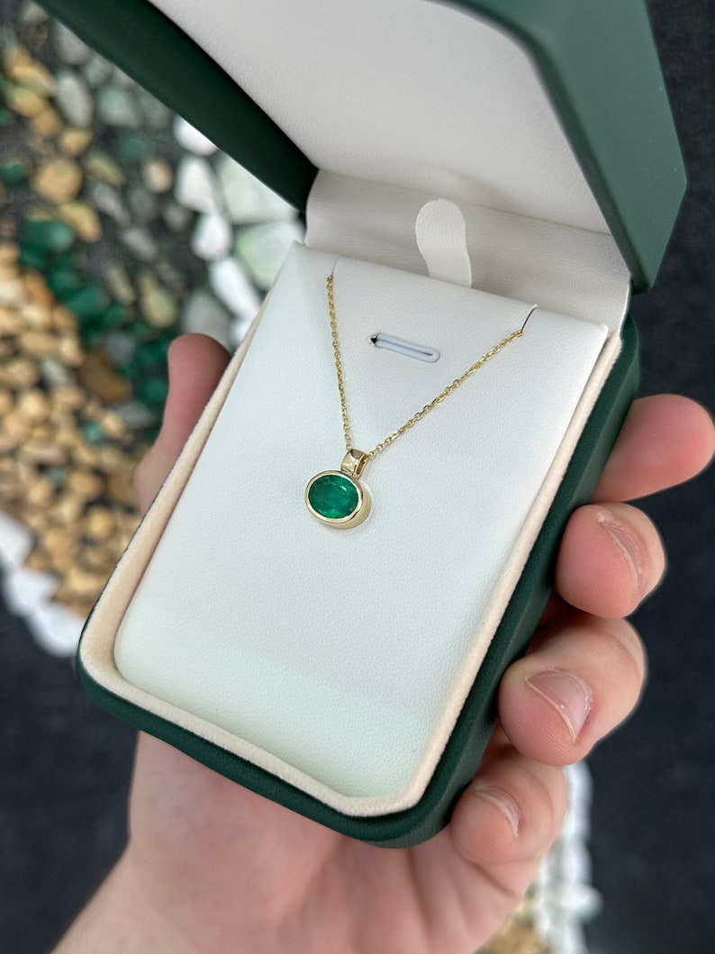 2.20ct 14K Gold Natural Rich Dark Green Oval Cut Solitaire Pendant Necklace - JR Colombian Emeralds