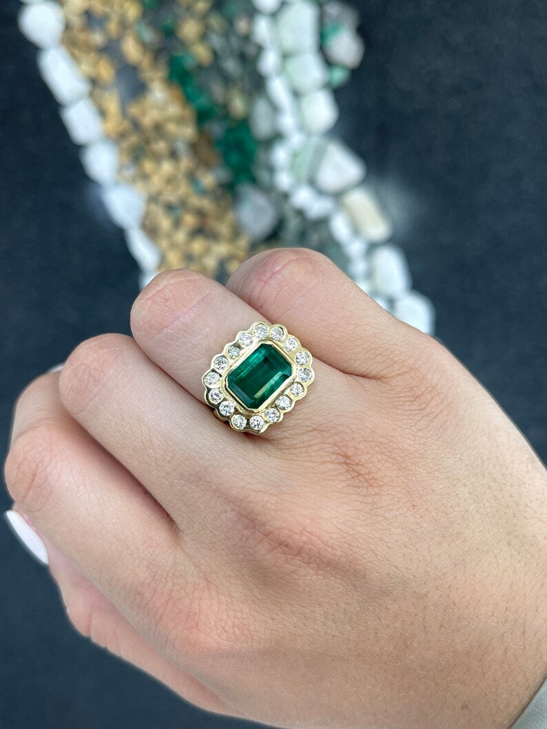 5.45tcw 18K Gold AAA+ Earth Mined Emerald & Diamond Accent Floral Statement Ring - JR Colombian Emeralds