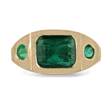 Emerald 3 Stone Trilogy Ring