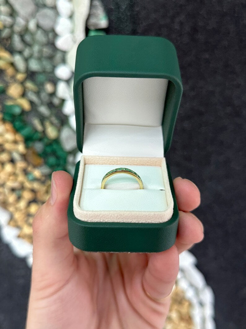 0.80tcw 14K Round Cut Medium Green Round Emerald Unisex Eternity Men's Engagement Band Ring