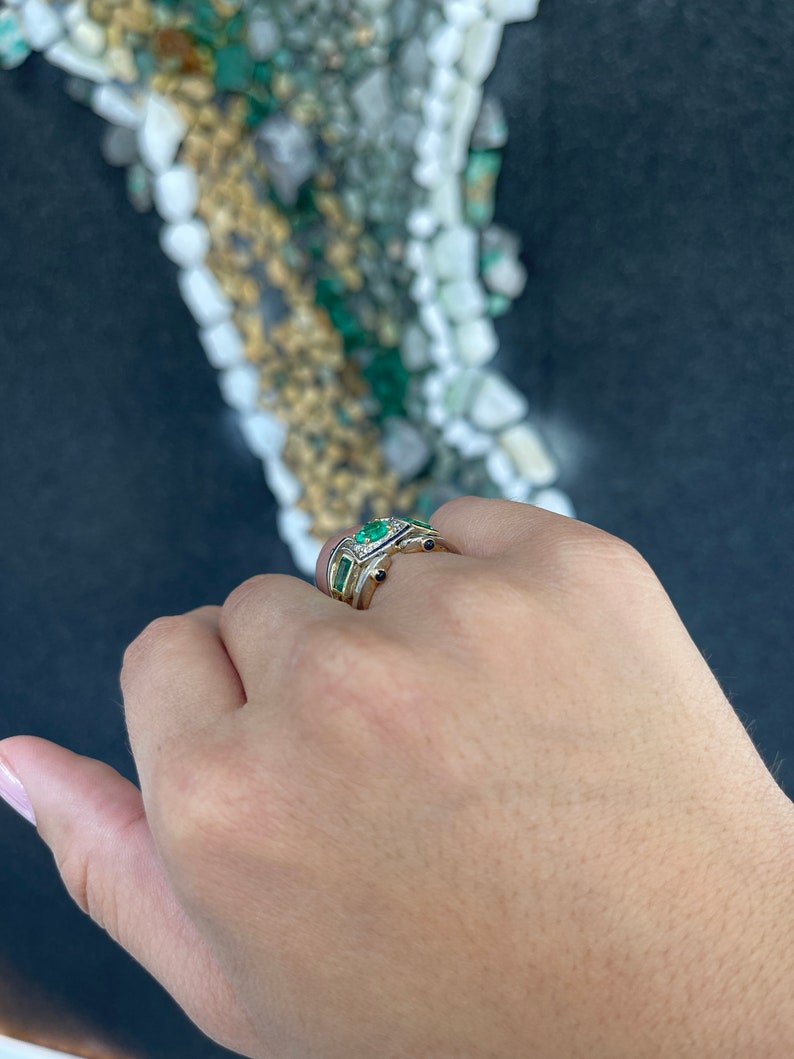2.87tcw 14K Multi-Gemstone Vivid Electric Green Emerald Diamond & Sapphire Cabochon Unisex Ring