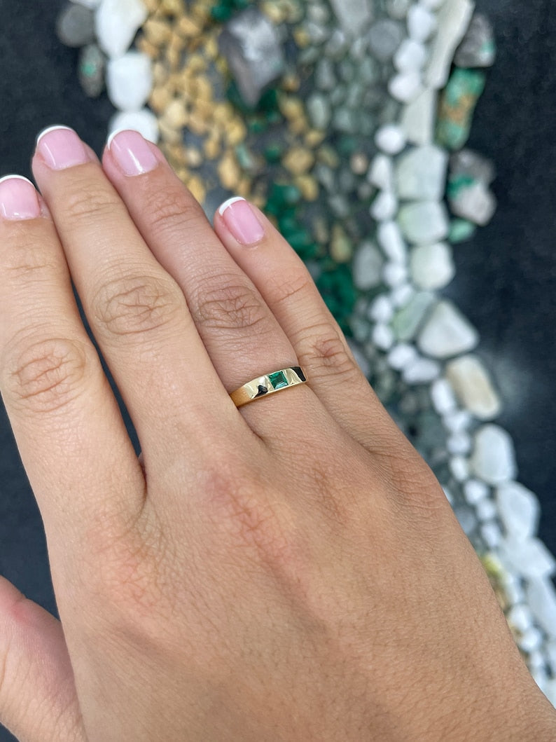 0.40ct 14K Gold Square Princess Cut Emerald Solitaire Stacking Pinky Ring - JR Colombian Emeralds