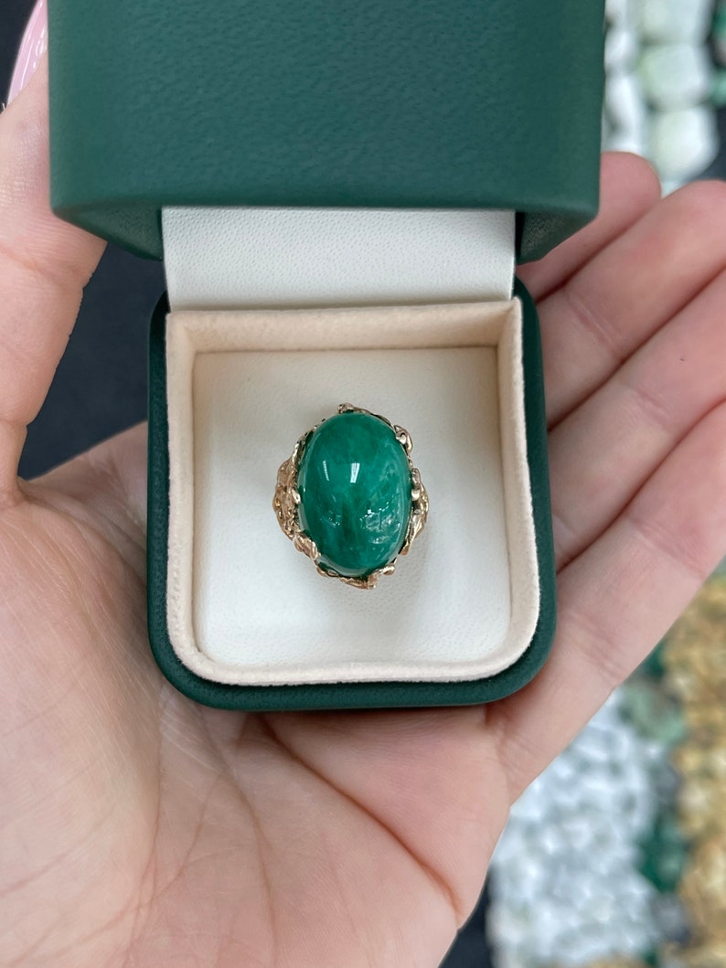 19ct 14K Gold Oval Cut Cabochon Intricate Emerald Solitaire Nugget Prong Unisex Ring - JR Colombian Emeralds