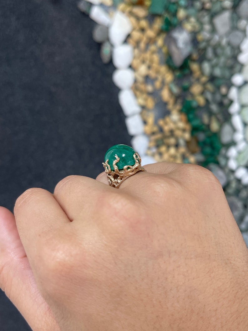 19ct 14K Gold Oval Cut Cabochon Intricate Emerald Solitaire Nugget Prong Unisex Ring - JR Colombian Emeralds