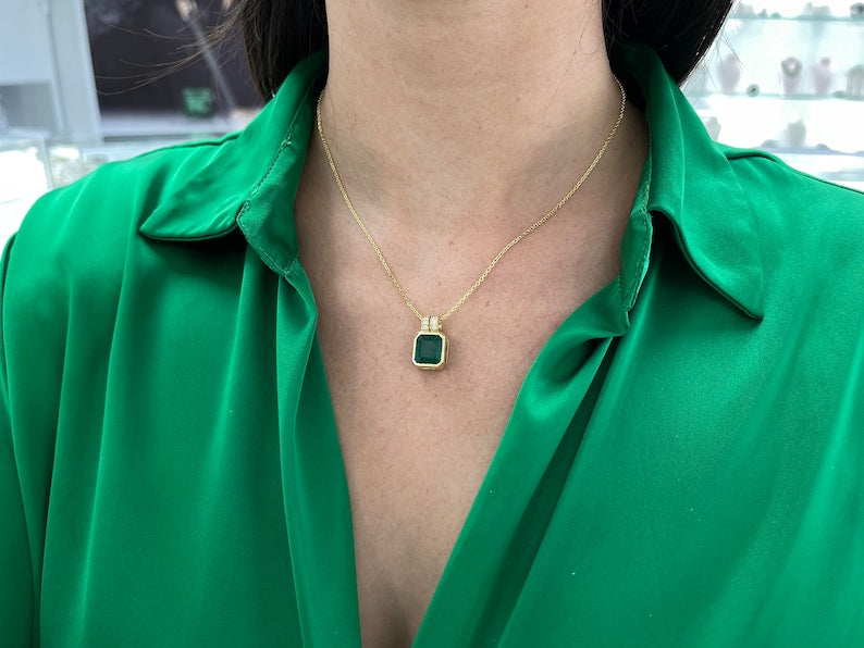 5.70tcw 18K Dark Forest Green Emerald Bezel Set & Brilliant Round Cut Diamond Pave Set Pendant Necklace - JR Colombian Emeralds