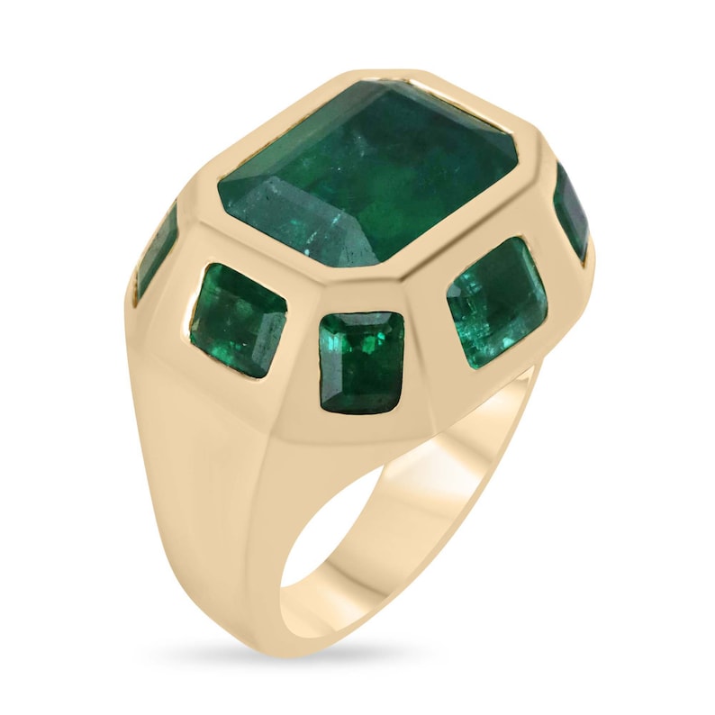 8.98tcw 18K Gold Rich Green 9 Stone Chunky Gold Ring