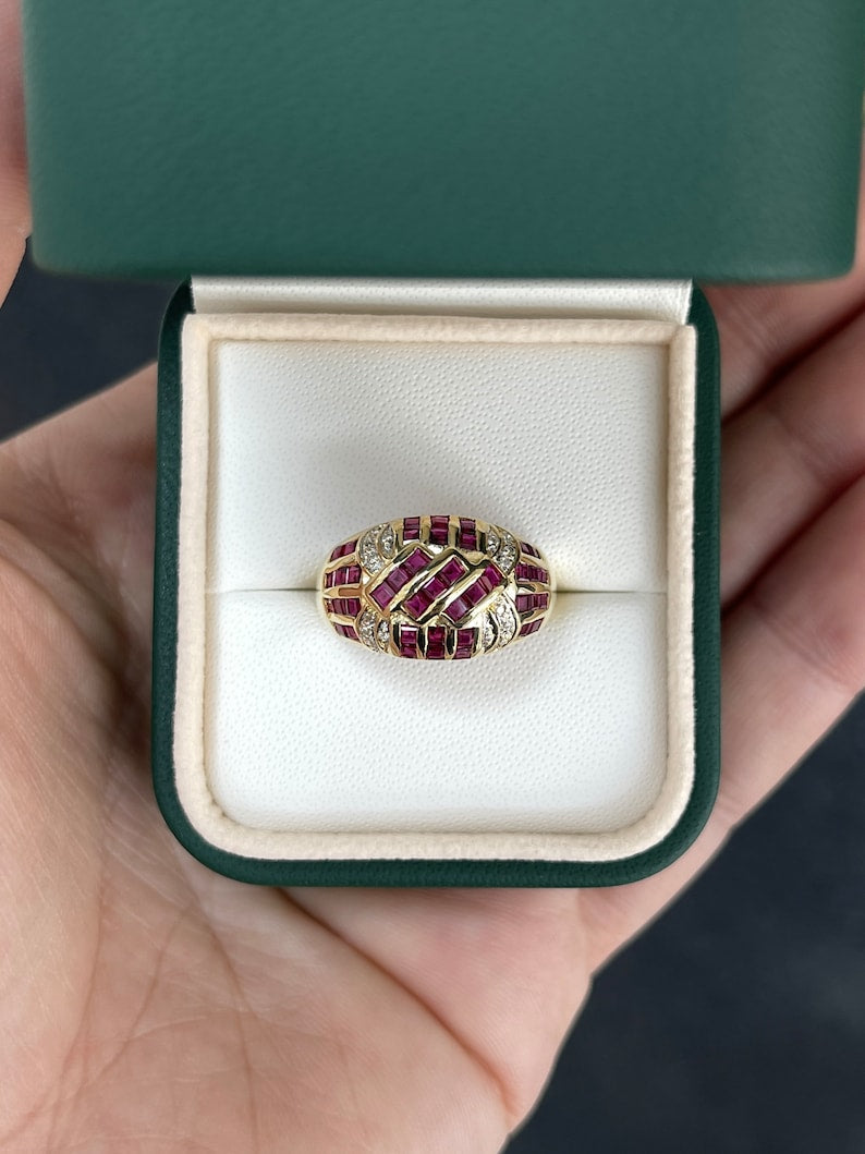 Elegant 18K Gold Ruby and Diamond Cluster Ring - 0.95 Total Carat Weight