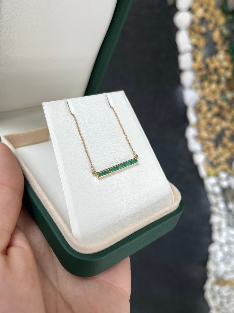 Medium Green Baguette Cut Emerald Set East to West Necklace