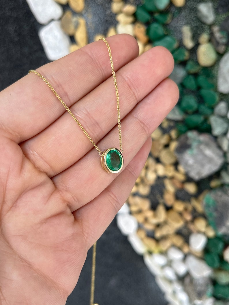 1.80ct 14K Gold Vertically Set Oval Cut Vivid Medium Green Emerald Stationary Pendant Necklace - JR Colombian Emeralds