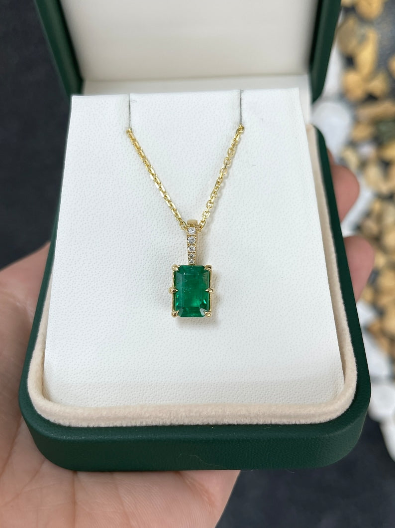 Diamond Bale Accent 6 Prong Emerald Necklace