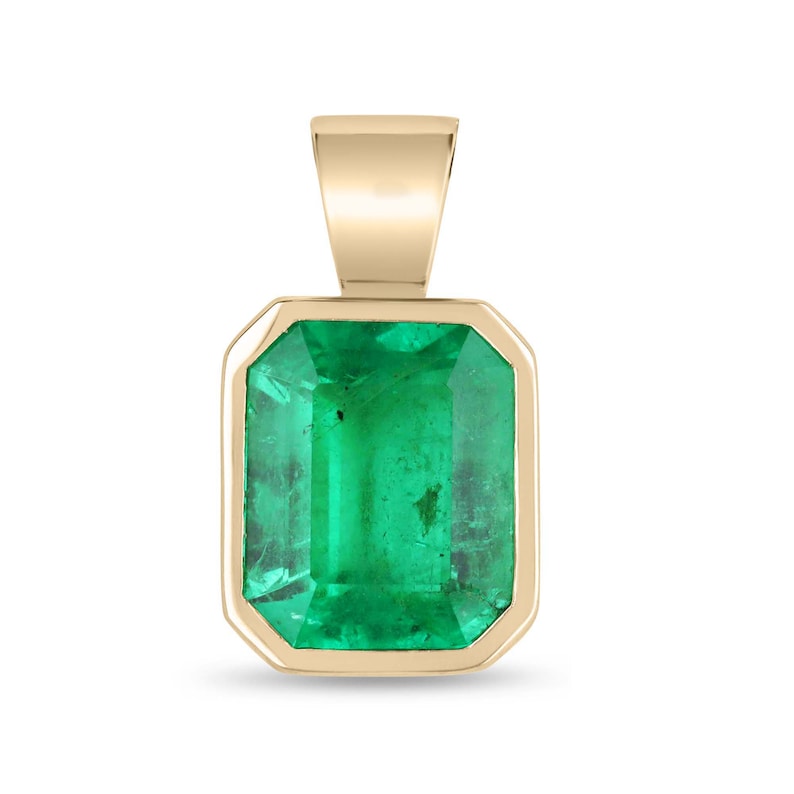 18K Gold 750 13x11mm Large Vivid Medium Green Emerald Solitaire