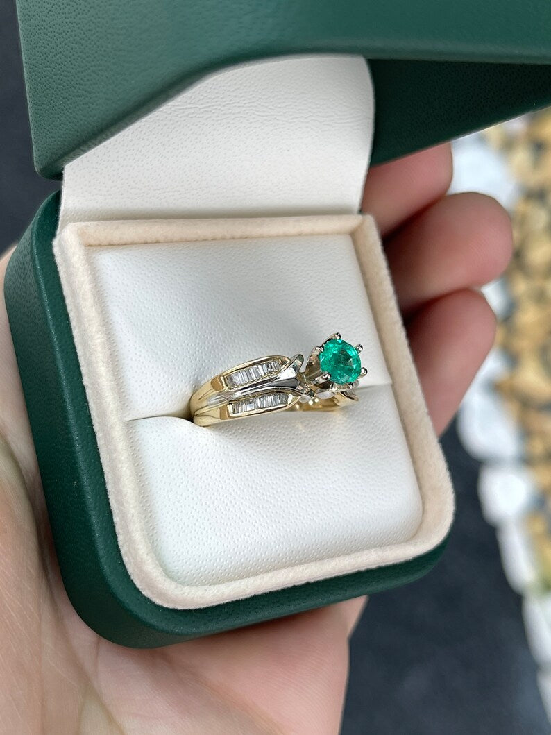 0.85tcw Vivid Green Round Cut Emerald & Tapered Baguette Diamond Engagement Ring 14K - JR Colombian Emeralds