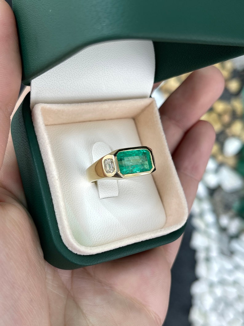 4.27tcw 18K Gold East to West Emerald Cut & Diamond Gypsy Unisex 3 Stone Ring - JR Colombian Emeralds