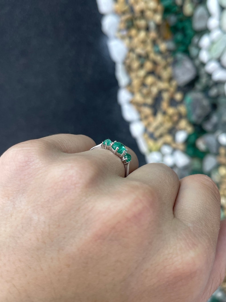 1.30tcw 14K Gold Round Cabochon Cut Emerald 6 Prong 3 Stone Trilogy Statement Ring - JR Colombian Emeralds