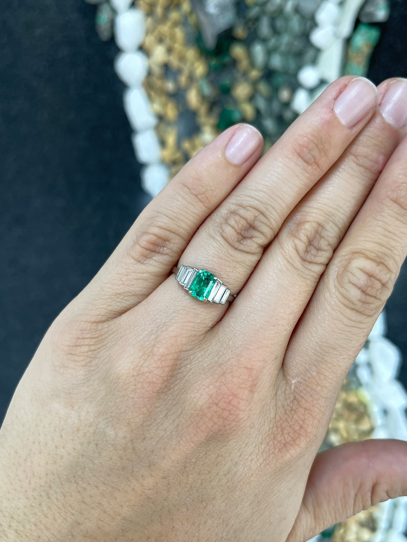 Exquisite 18K Gold Seven-Stone Engagement Ring with 2.03 Carat Total Weight Emerald and Diamonds