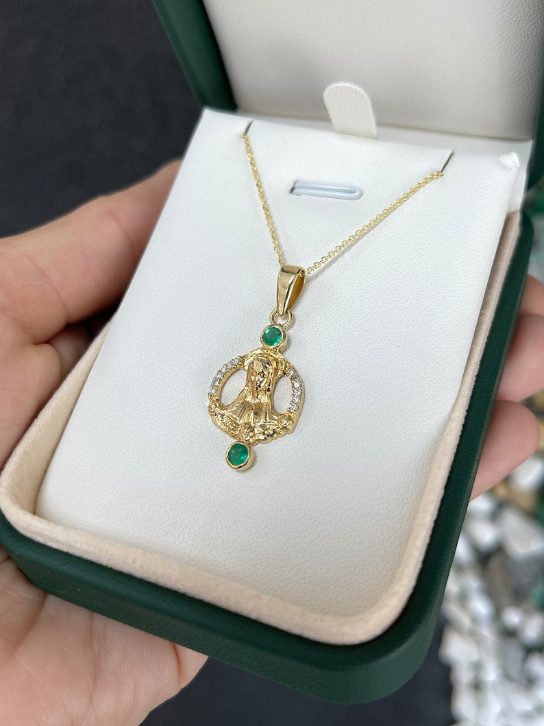 Elegant 0.52ctw Emerald and Diamond Virgin Mary Pendant in 18K Yellow Gold - Vivid Green