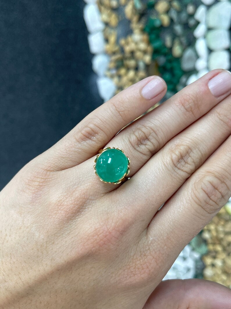 14K Gold Cabochon Cut Emerald Ring - Vintage Style, Medium Dark Green Stone