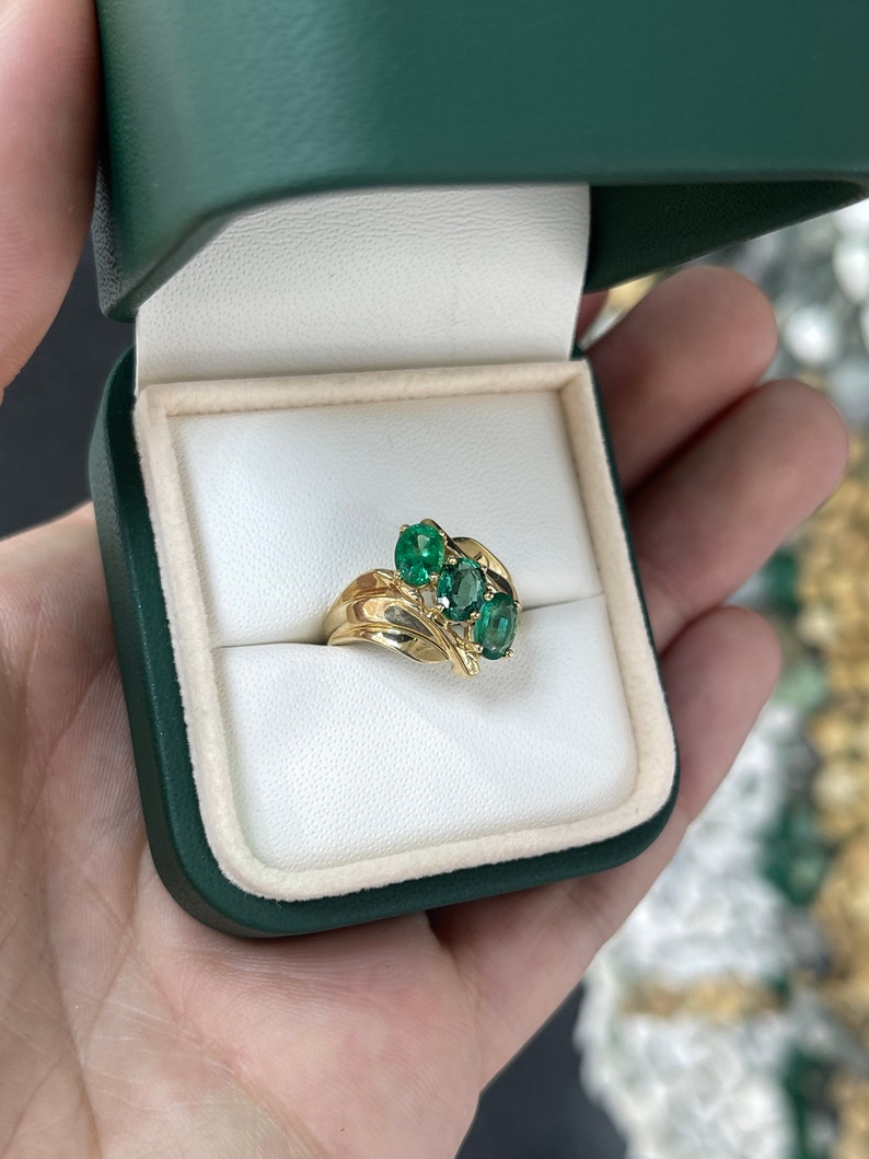 1.68tcw 14K Natural Medium Dark Green Oval Cut Vintage Emerald 3 Stone Gold Statement Ring - JR Colombian Emeralds