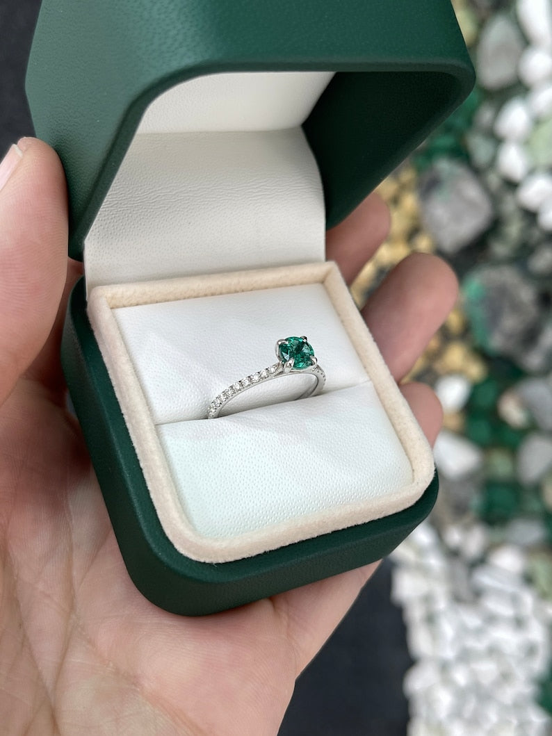 Classic Charm: AAA Quality Round Cut Bluish-Green Emerald & Diamond Accent 1.07tcw 14K Gold Ring