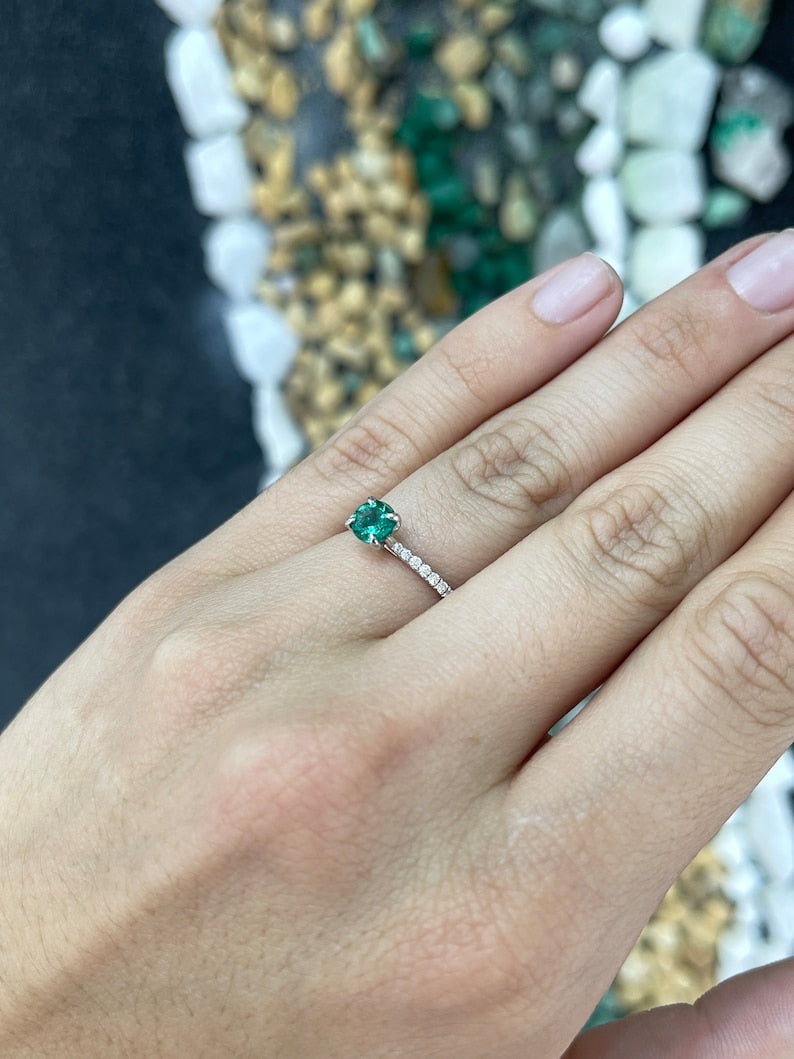 1.07 Carat Round Cut Intense Bluish-Green Emerald & Diamond Accents - 14K AAA Quality Engagement Ring