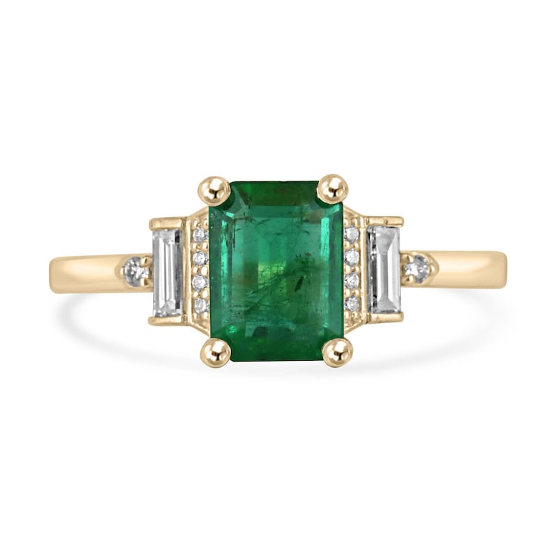 Elegant 14K Gold Ring with 1.80 Total Carat Weight Rich Green Emerald and Round Cut Diamond Accents