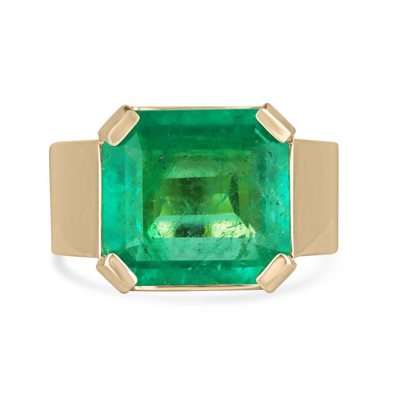 Luxurious 18K Gold Men's Ring with 5.16ct Vivid Apple Muzo Green Emerald - Pinky Band, 7.5mm