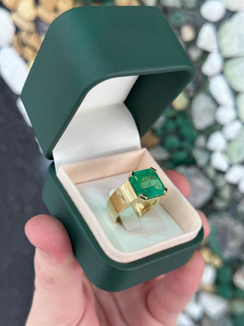 5.16ct 18K Men's 4 Prong Vivid Apple Muzo Green Emerald Solitaire Pinky 7.5mm Unisex Band Ring