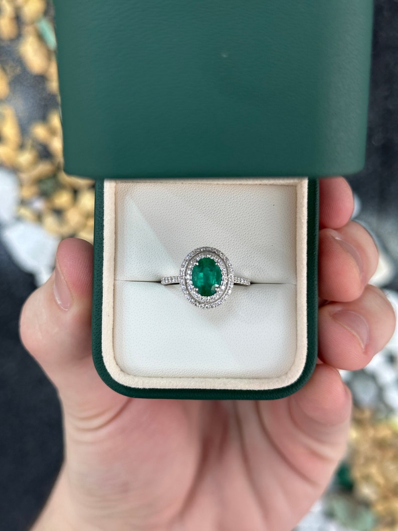 Raw Emerald 6x8 Oval Cut Gemstone Ring- Green Emerald Ring- Sterling hotsell Silver Ring Uk- Gifts For Wife And Her Friends- Anniversary Gifts Ring