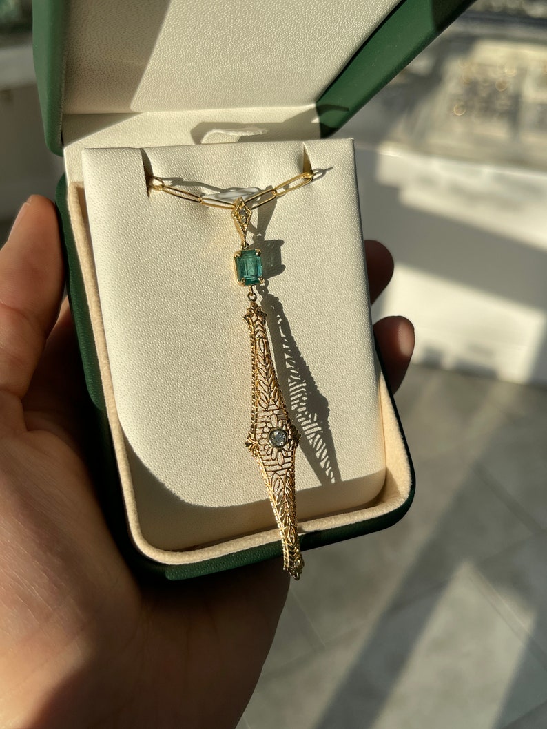 Exquisite 1910s Vintage-Inspired Pendant Necklace with 1.48 Carat Natural Green Emerald and Diamonds in 14K Gold