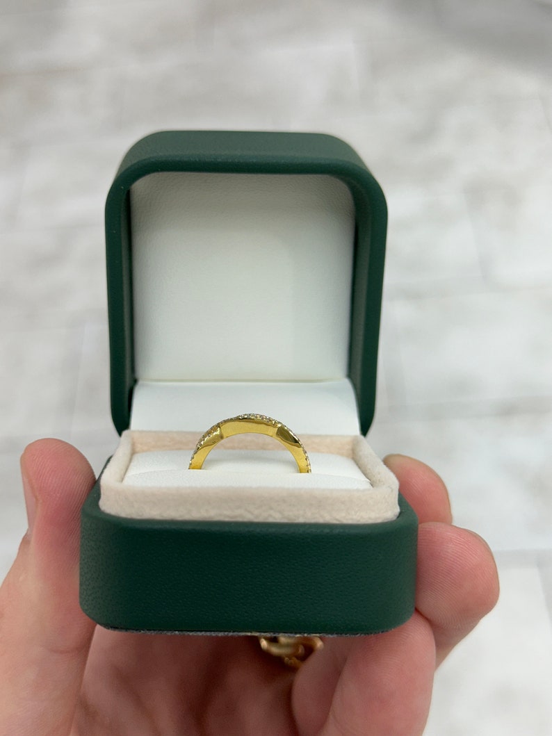 0.65tcw 14K Intertwining Brilliant Round Cut Diamond & Vivid Green Emerald Stacking Band Ring