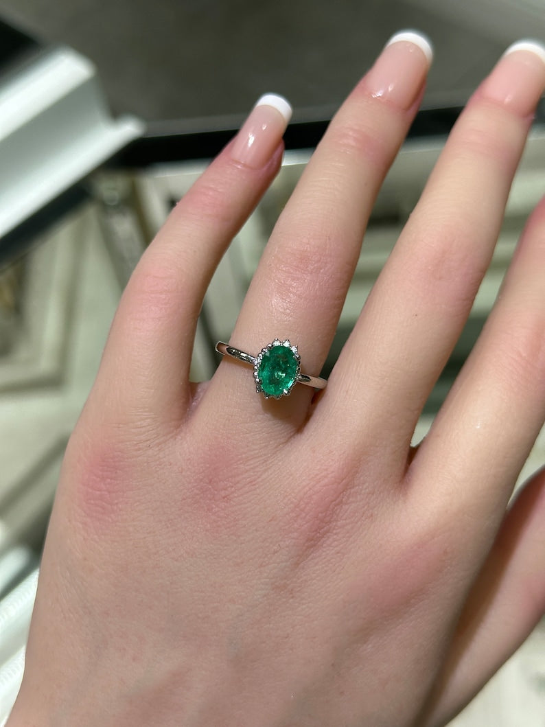 Luxurious 1.30 Carat Total Weight Emerald and Green Diamond Accent Ring in 14K Gold