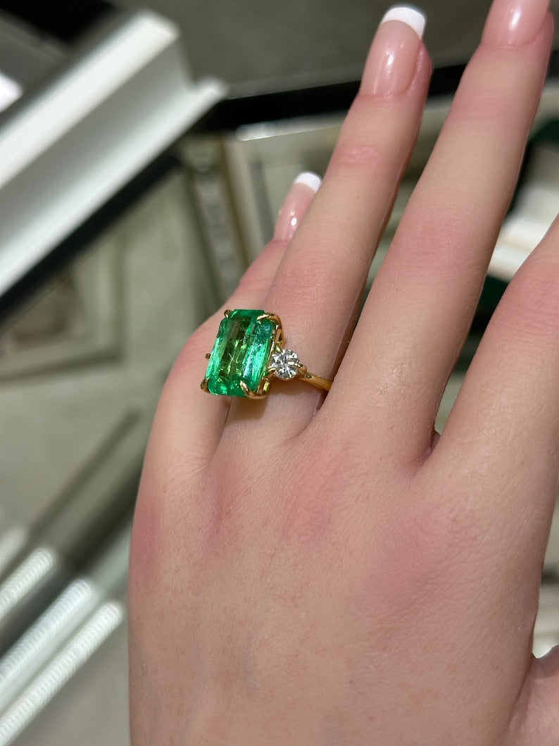 Emerald Cut 3-Stone Ring: 8.92 Total Carat Weight, Transparent Diamonds 18K Setting in Medium Green