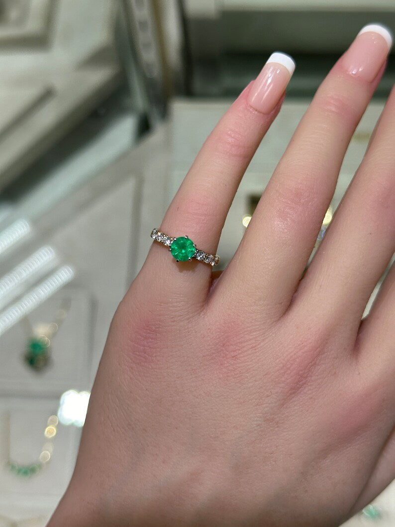 Elegant Two-Tone Engagement Ring with 6-Prong Setting for 1.26 Carat Round Emerald and Diamonds