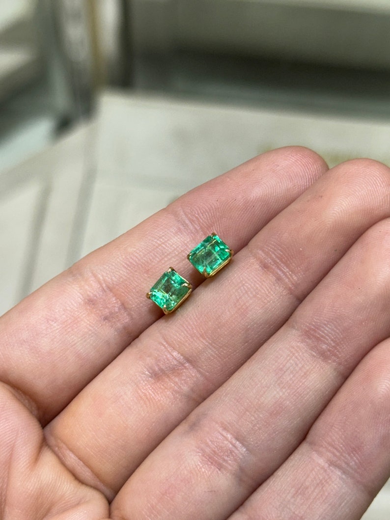 Vivid Green Emerald Studs: Elegant 18K Setting, 2.21tcw