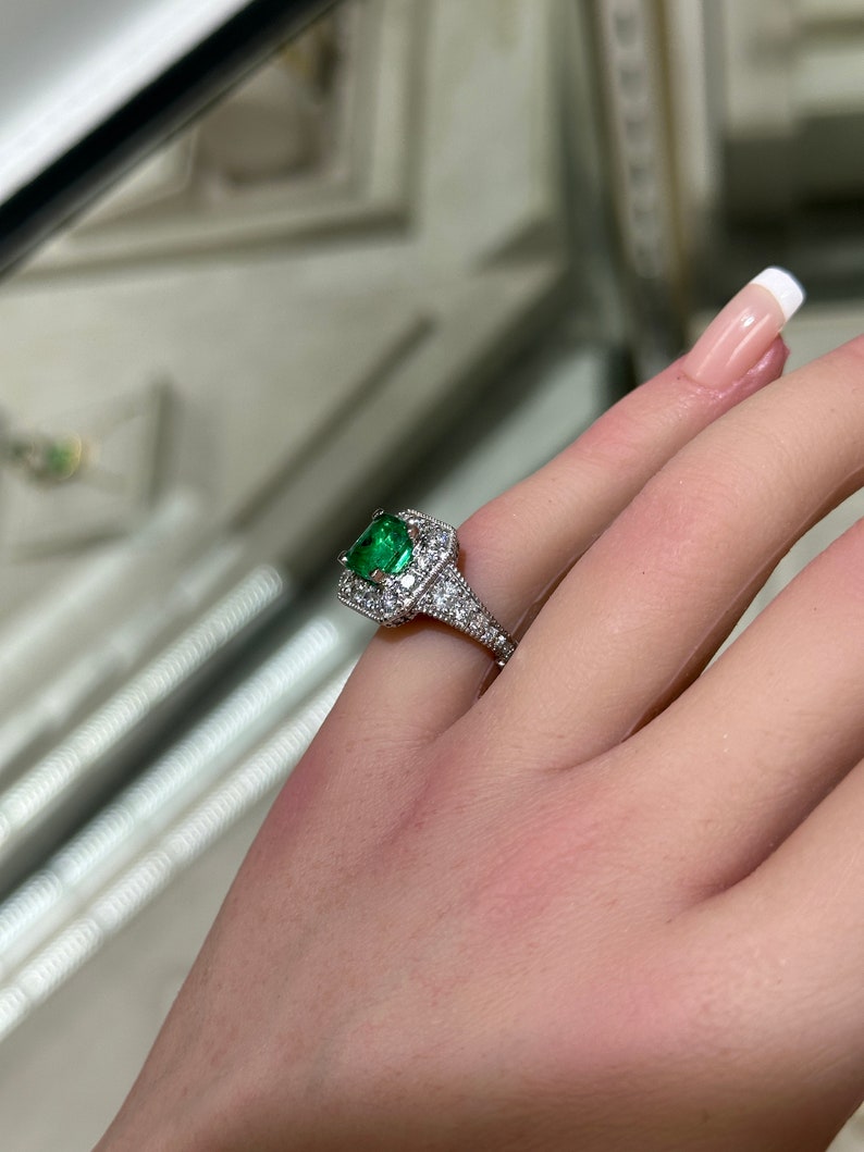 Fine Quality Vivid Green Diamond Ring - 14K Gold Halo Design