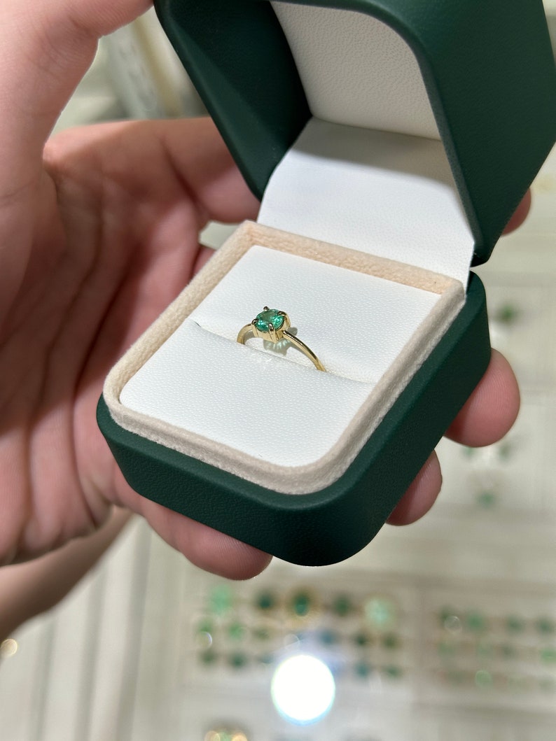 0.40ct 14K Natural Medium Green Round Cut Emerald 4.7mm Solitaire Four Prong Ring - JR Colombian Emeralds