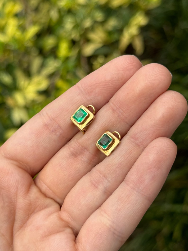 1.85tcw Colombian Emerald Stud Earrings Set in 18K Gold: Medium Vivid Green Shade