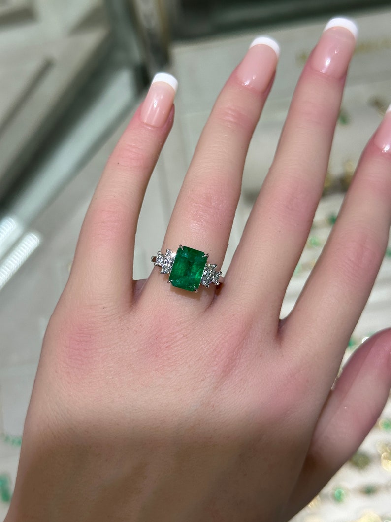 Elegant 14K Engagement Ring: 4.51tcw Lush Green Emerald and Brilliant Round Diamonds