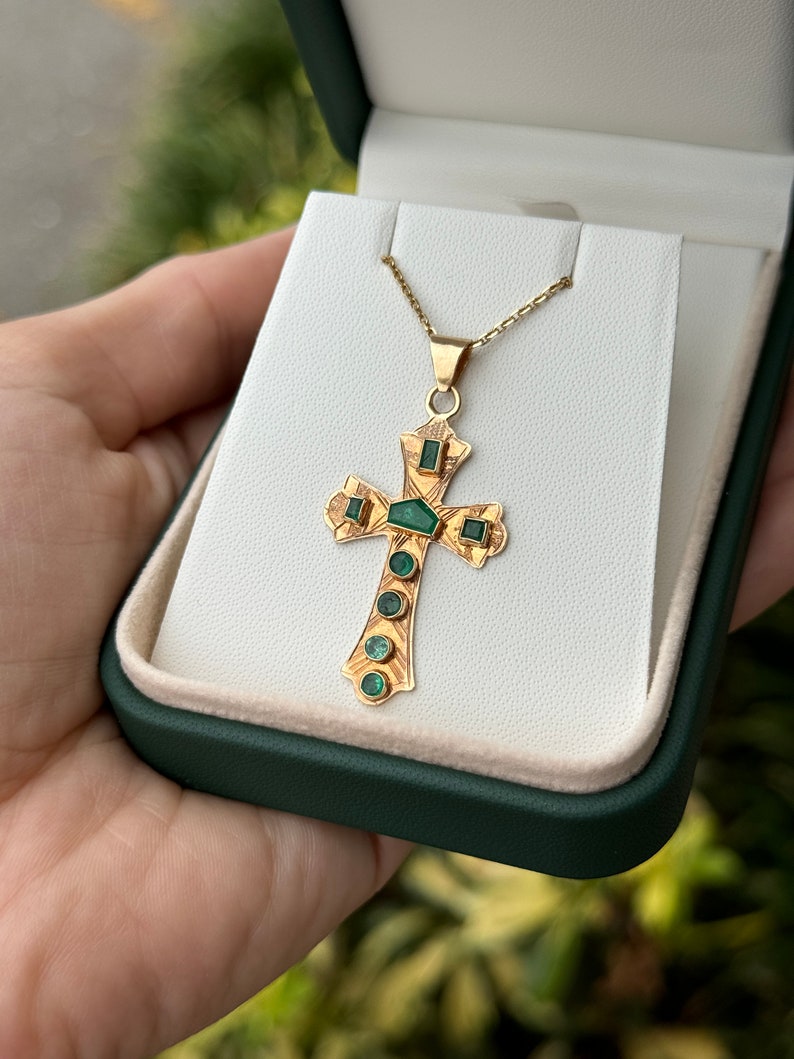 1.35tcw 18K Natural Pre-Colombian Emerald Medium Dark Green Gold Cross Unisex Pendant - JR Colombian Emeralds