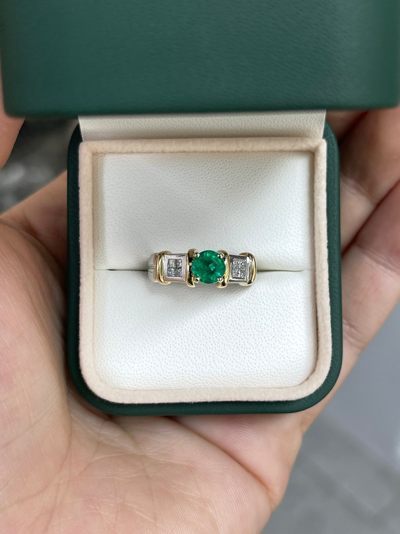 18K Gold Ring Adorned with Round Emerald and Princess Cut Diamond Accents, 1.02tcw