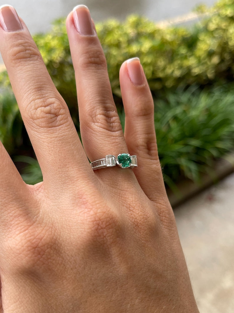 Luxurious 2.63tcw Colombian Emerald Ring with Diamond Accents Set in 18K Gold